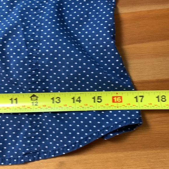 H&M blue w white polka dot button down shirt w two ways of wearing sleeves - Picture 8 of 12